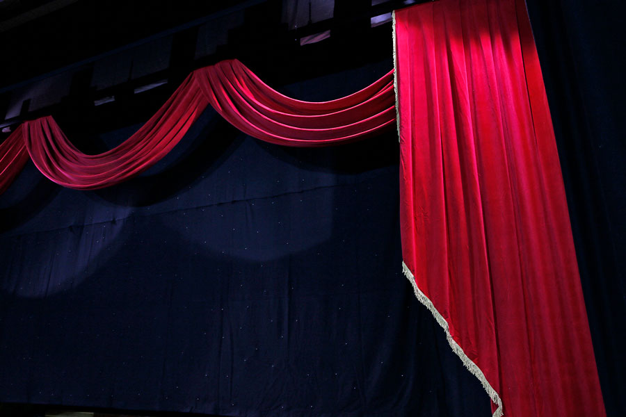Ruby Velvet Swags & Tails